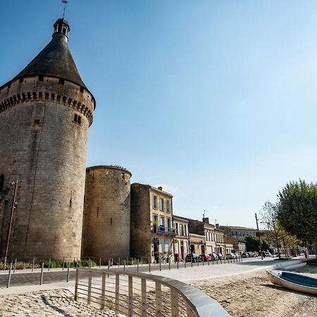 Logis Hotel De La Tour ลีบอร์น ภายนอก รูปภาพ