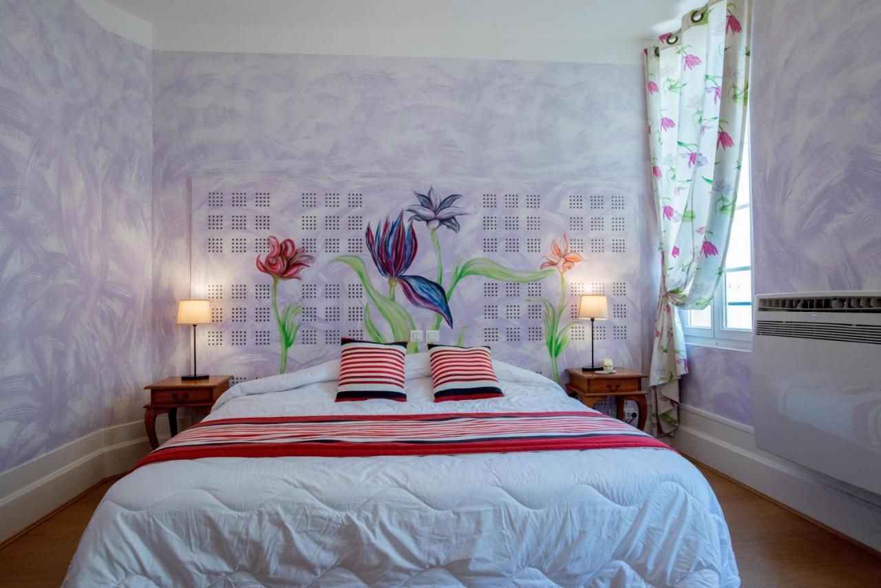 Logis Hotel De La Tour ลีบอร์น ภายนอก รูปภาพ