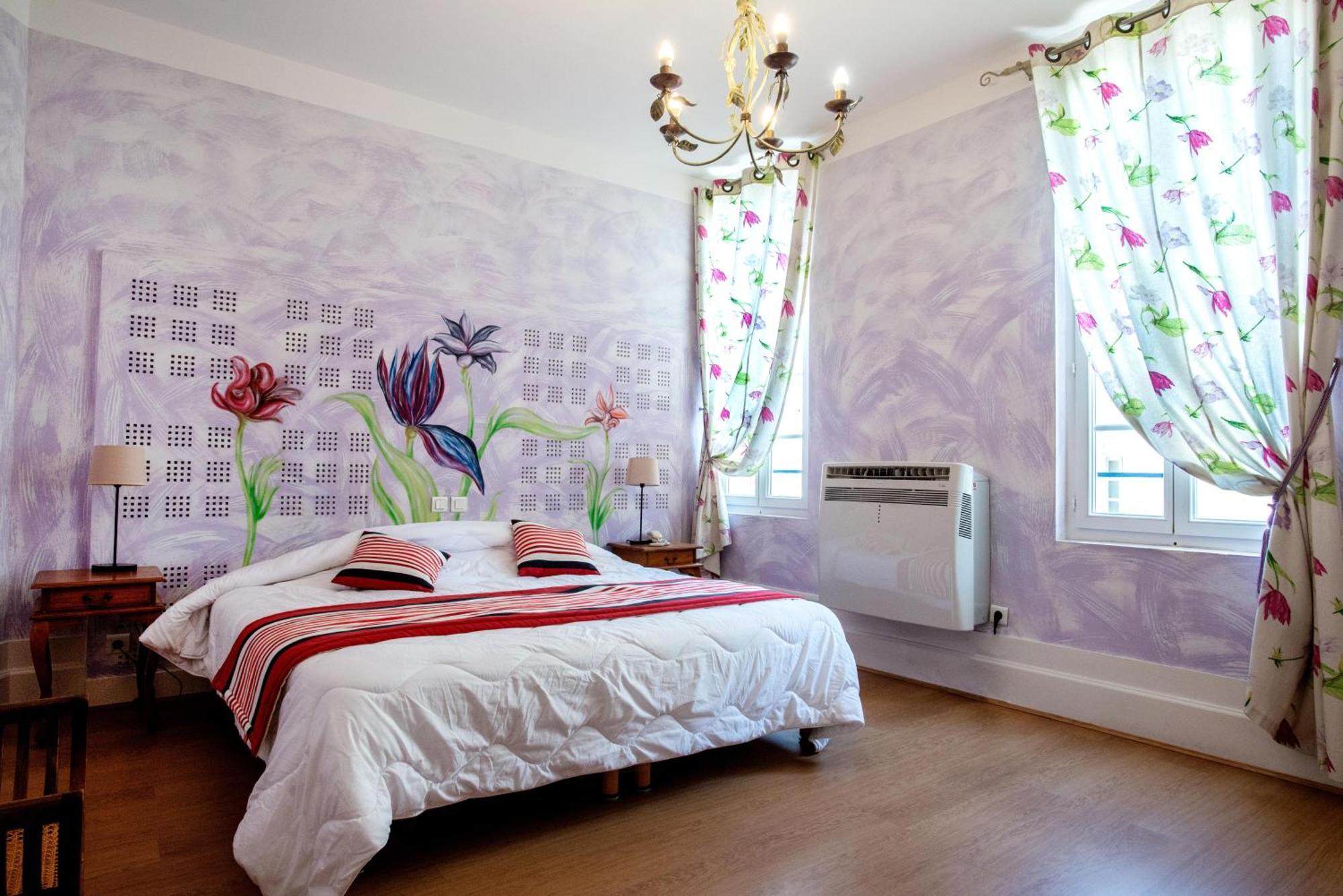 Logis Hotel De La Tour ลีบอร์น ภายนอก รูปภาพ